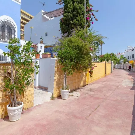 La Casita Azul *